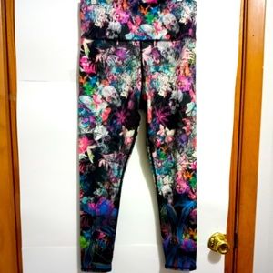 Evolution and Creation Tropical Skull Leggings L